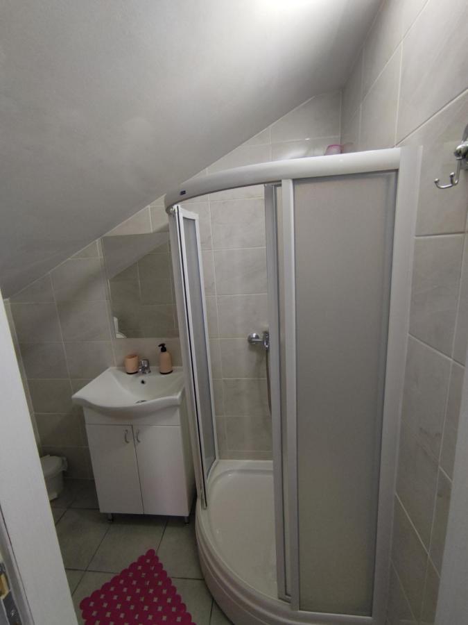 S. A. L. 2 Apartment ซเรนยานิน ภายนอก รูปภาพ